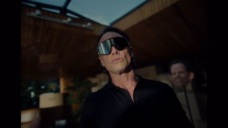 What's the deal with Walton Goggins' Goggle Glasses?