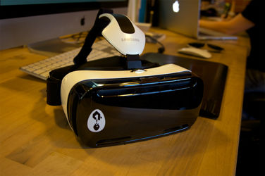 h3ciswzogvzjytc.samsung_gear_vr_unit_psyop