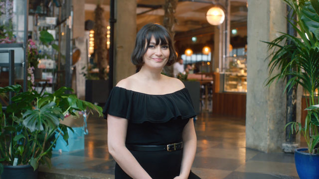 Gizzi Erskine - Call to Action